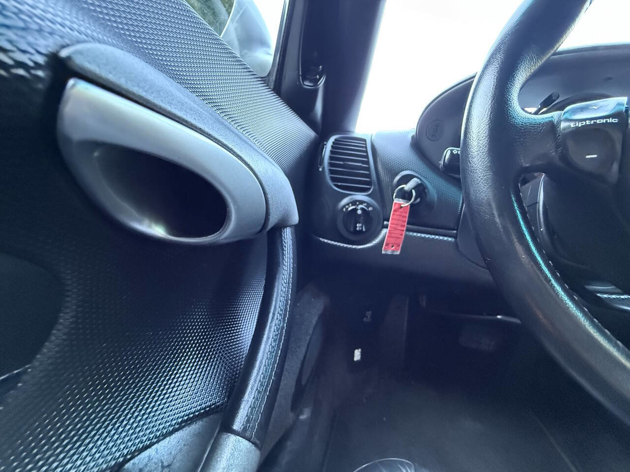 Used 2002 Porsche Boxster image 25