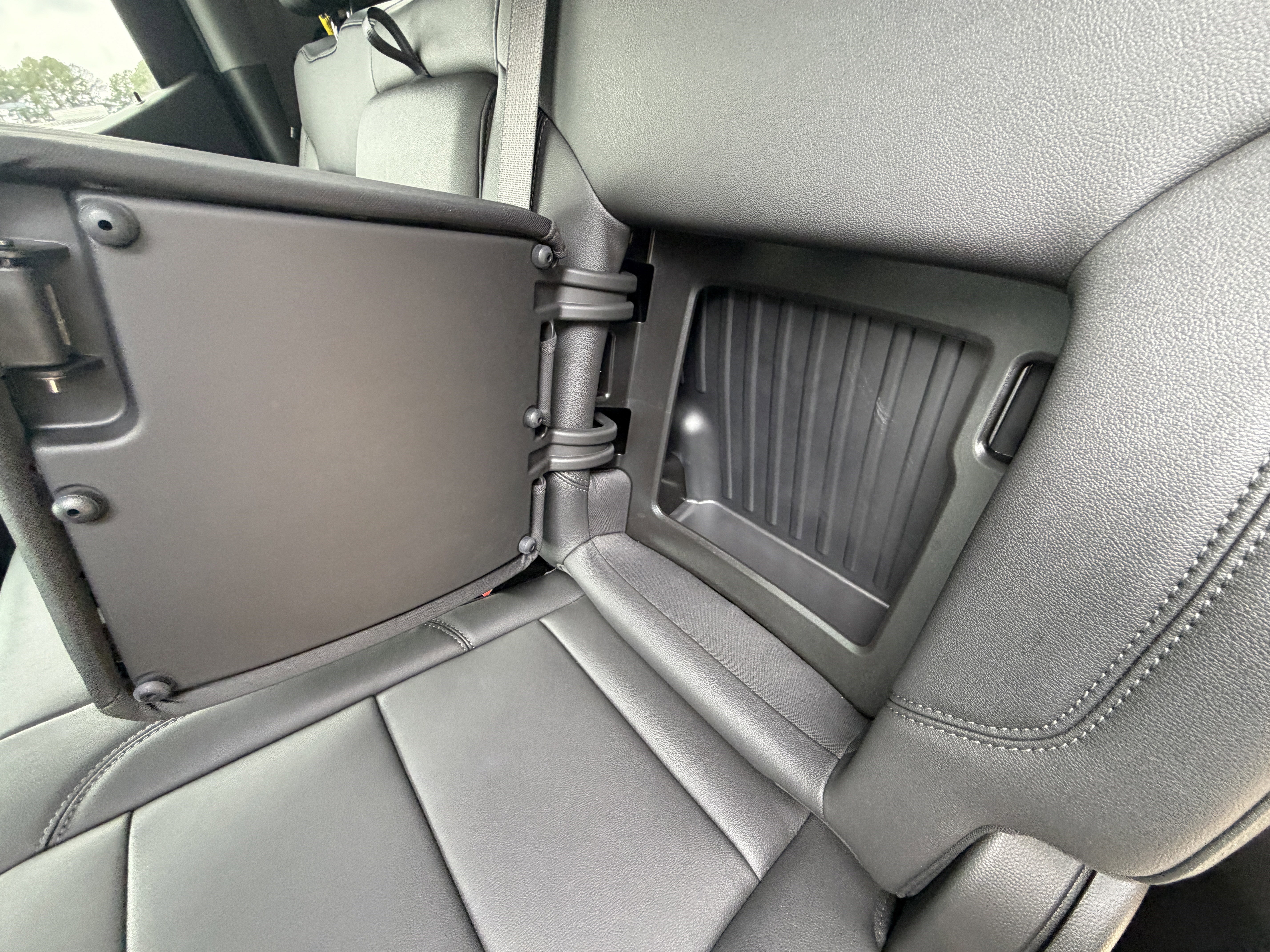 Used 2025 Chevrolet Silverado 1500 LT Trail Boss w/ LT Trail Boss Premium Package image 19