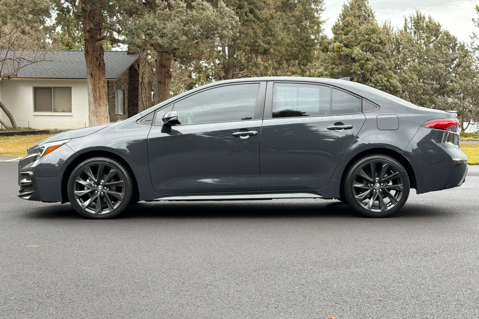 Used 2024 Toyota Corolla XSE image 8