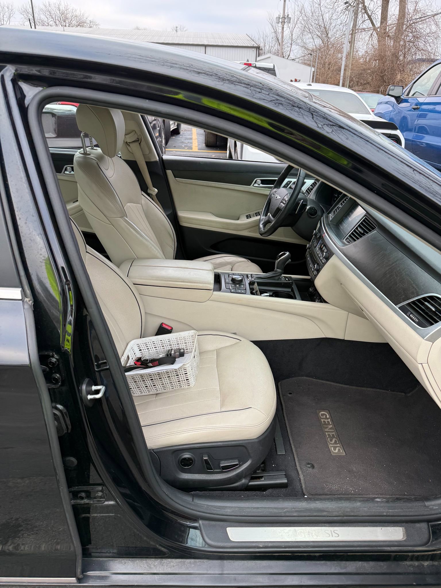 Used 2017 Genesis G80 3.8 w/ Option Group 03 image 5