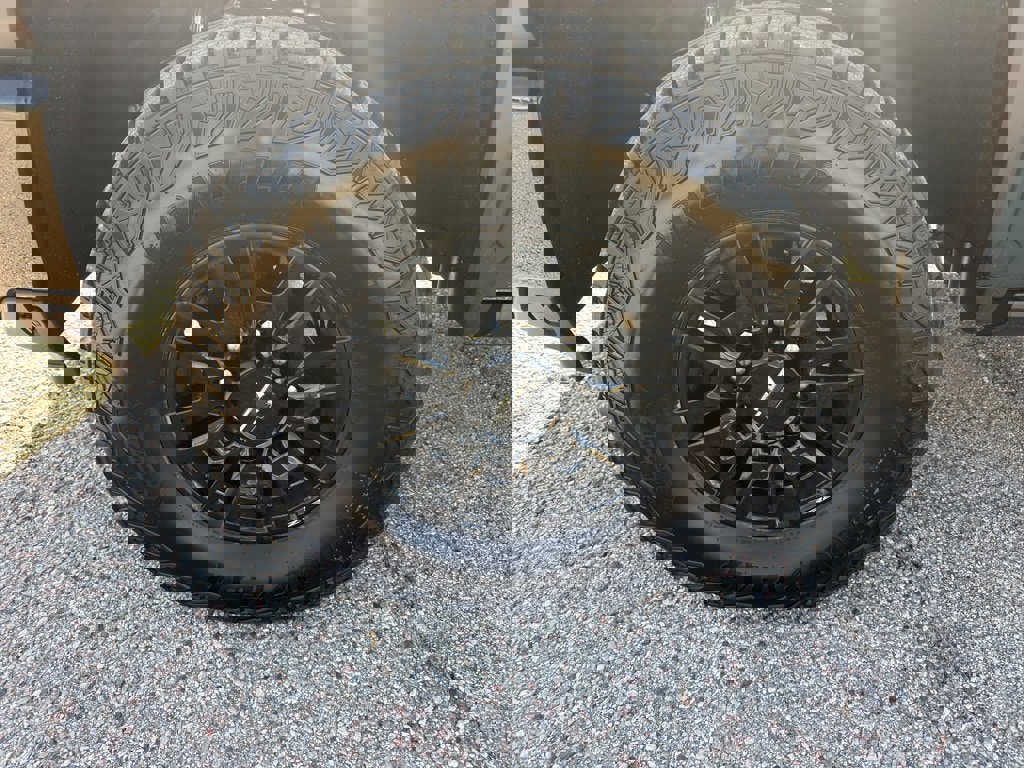 New 2026 Chevrolet Silverado 2500 ZR2 AWD/4WD image 3