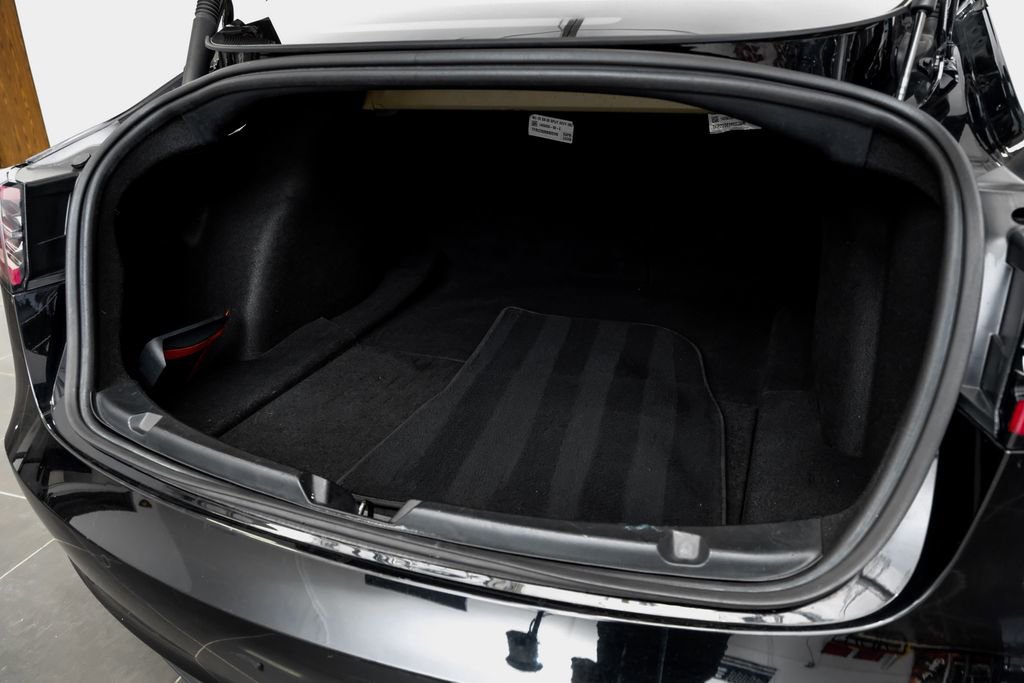 Used 2022 Tesla Model 3 Long Range image 46