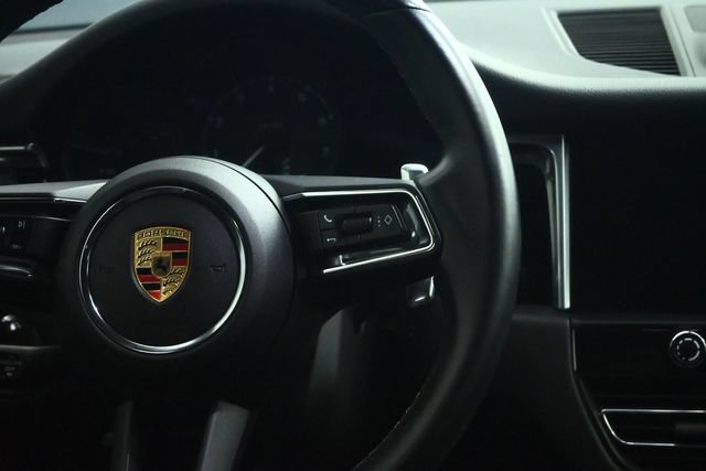 Used 2024 Porsche Macan AWD/4WD image 43