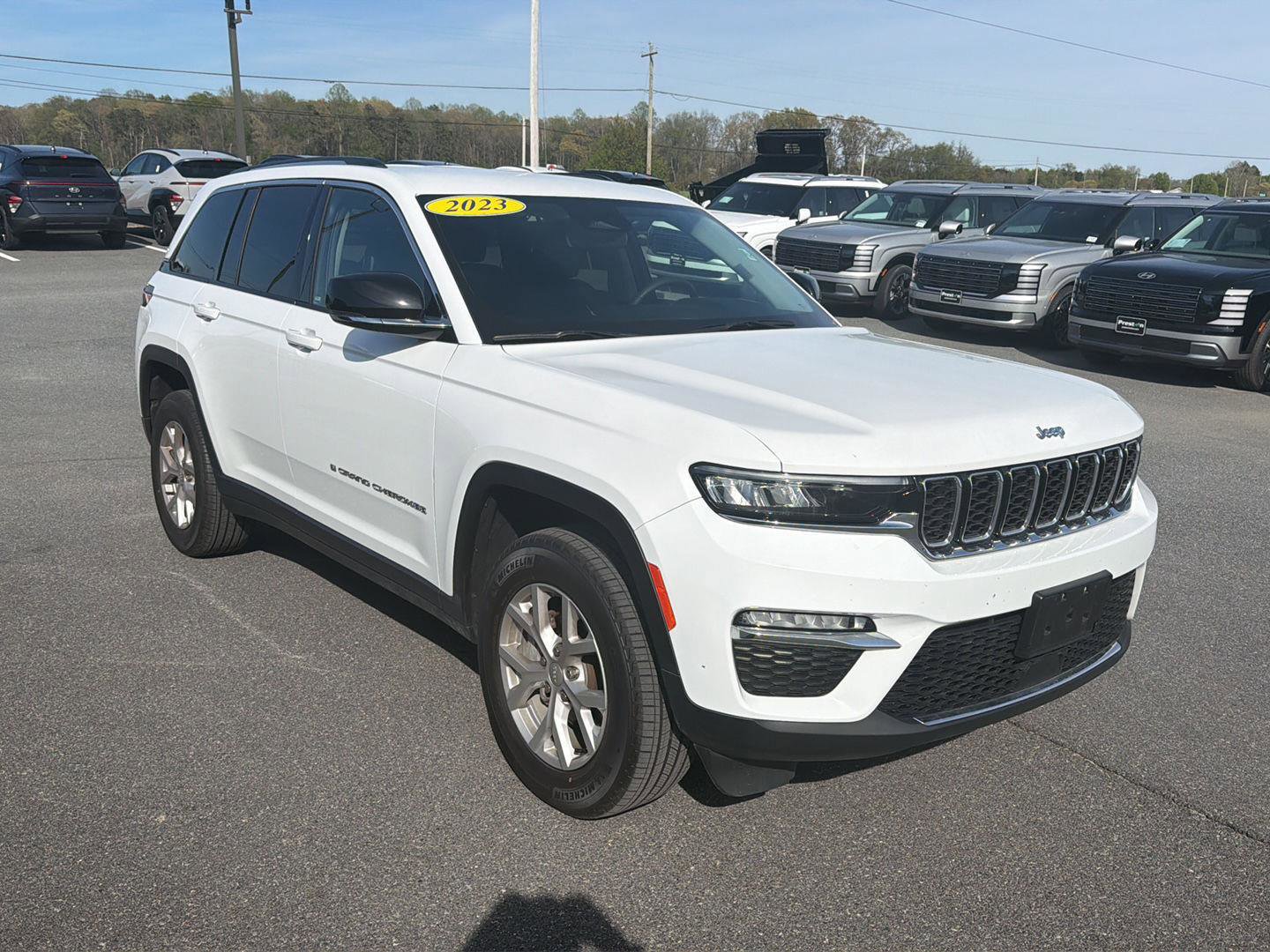 Used 2023 Jeep Grand Cherokee Limited image 6