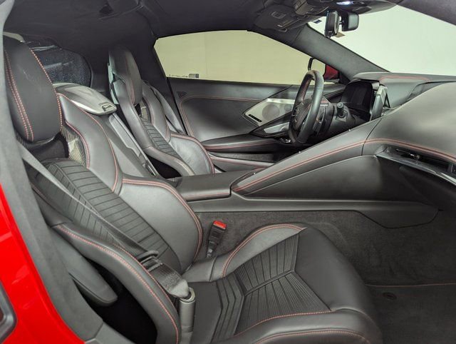 Used 2020 Chevrolet Corvette Stingray Premium Cpe w/ 3LT Preferred Equipment Group image 22