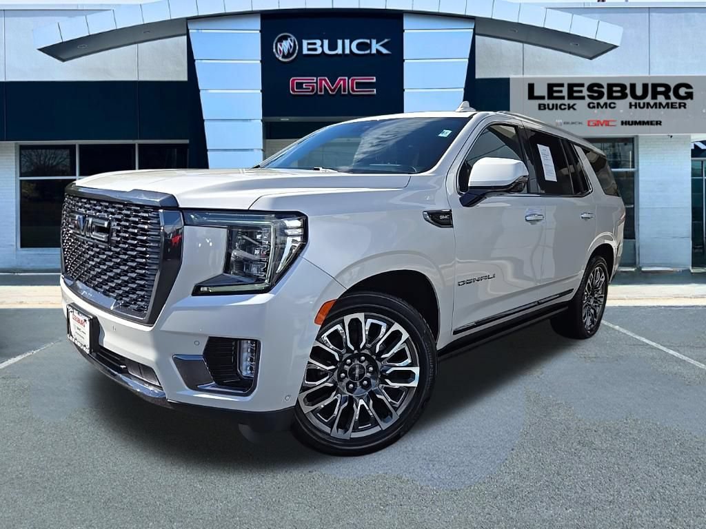 Used 2023 GMC Yukon Denali Ultimate AWD/4WD image 3