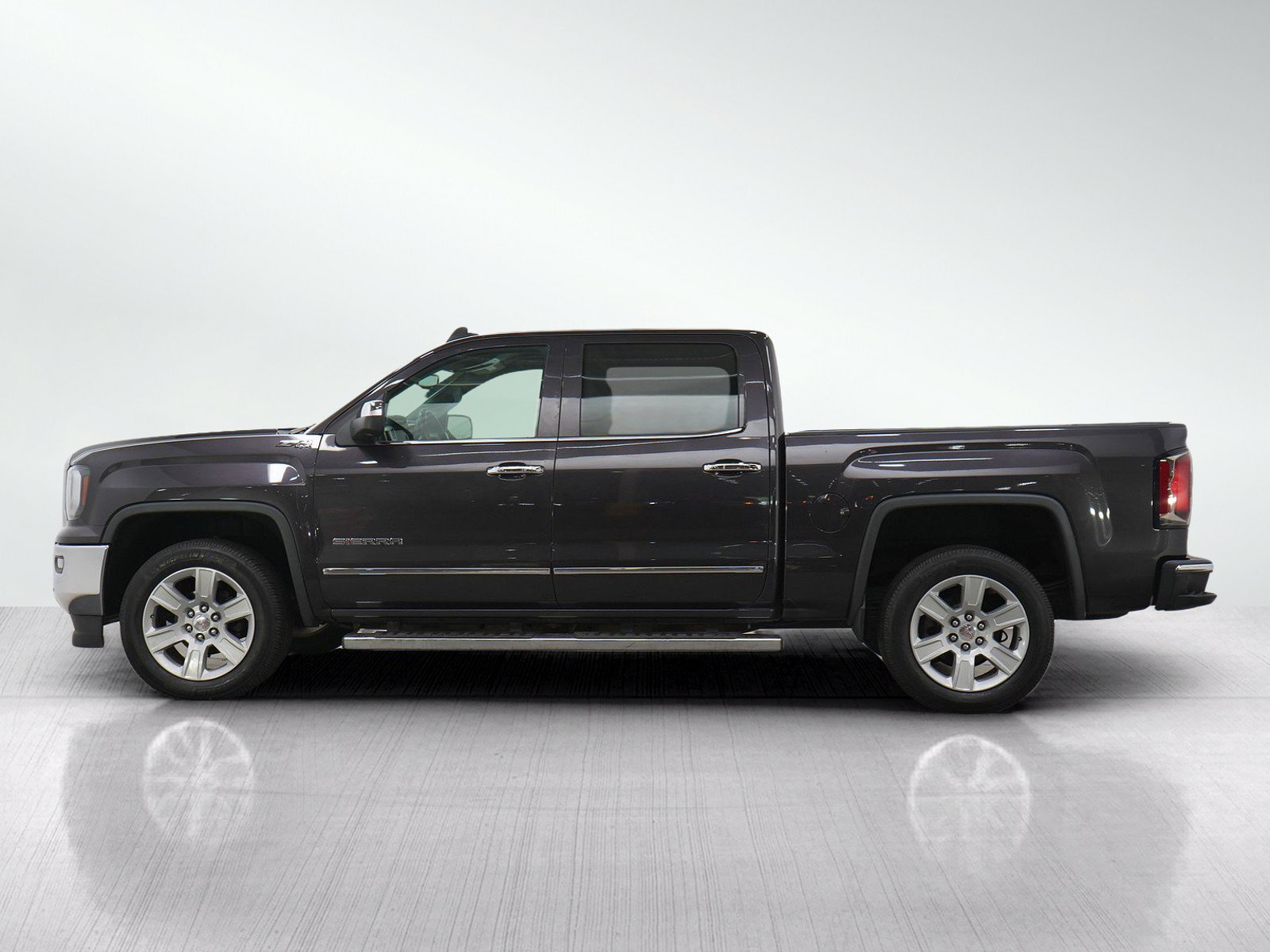 Used 2016 GMC Sierra 1500 SLT w/ SLT Premium Package AWD/4WD image 2