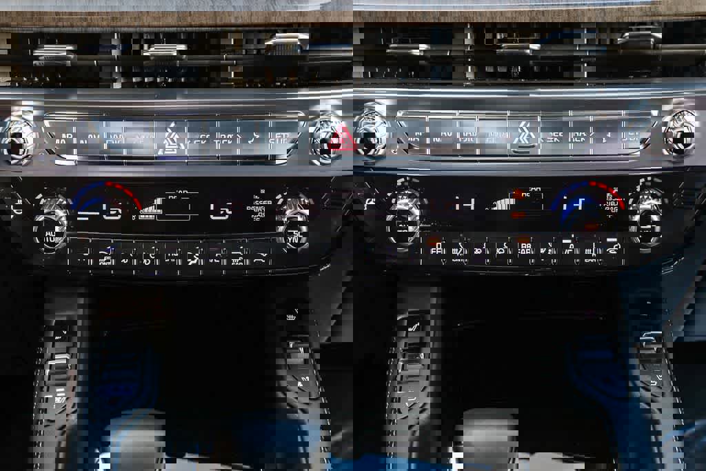 Used 2023 Kia Telluride SX Prestige image 14