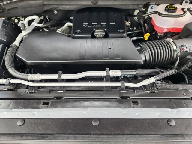 Used 2026 Chevrolet Silverado 1500 Custom RWD image 31