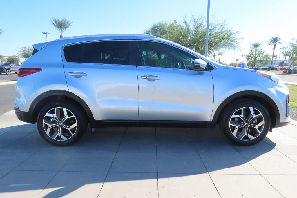 Used 2020 Kia Sportage EX image 4