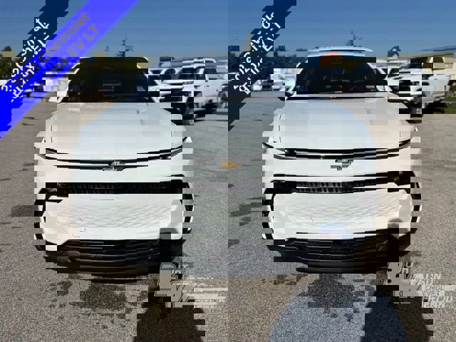 New 2026 Chevrolet Equinox EV LT image 8