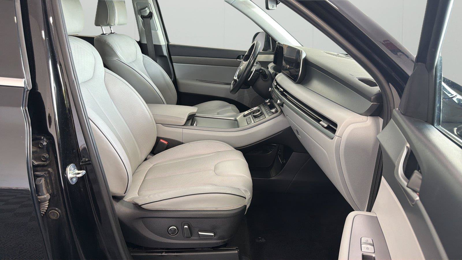 Used 2024 Hyundai Palisade SEL AWD/4WD image 15