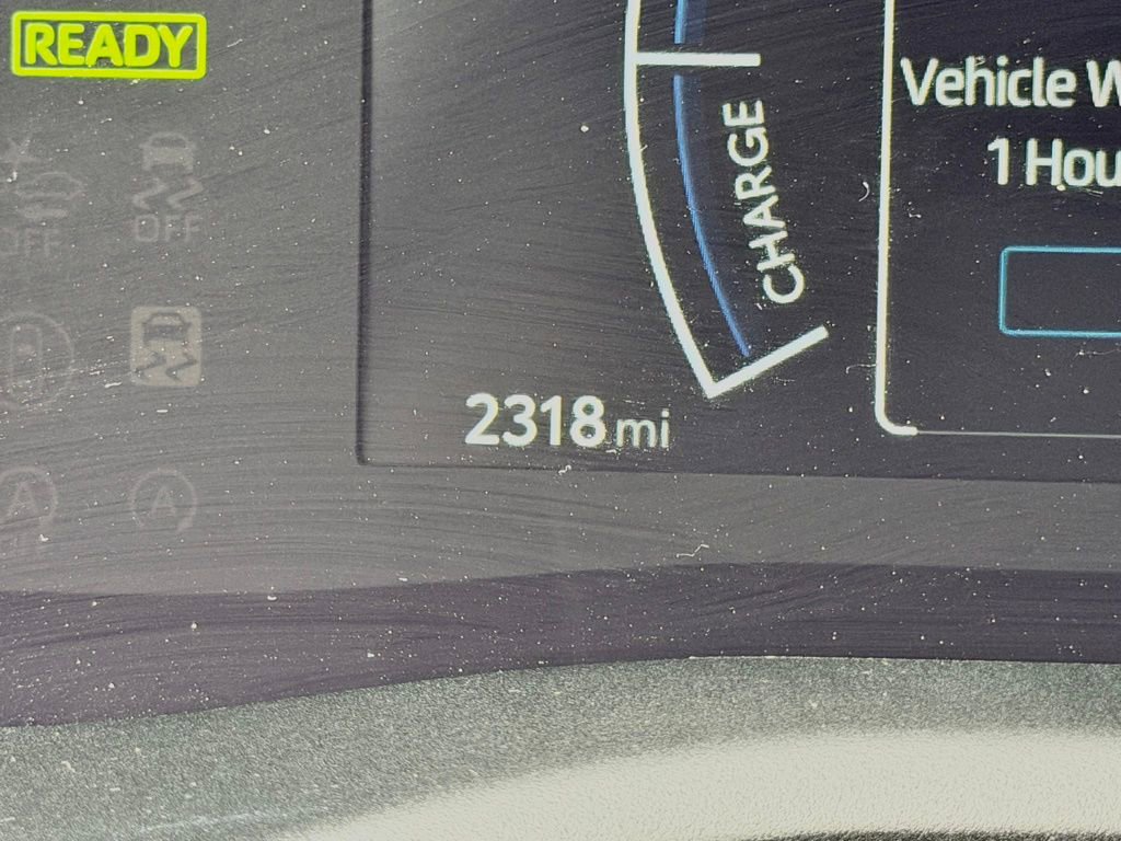 Used 2025 Toyota Camry SE w/ Convenience Package FWD image 21