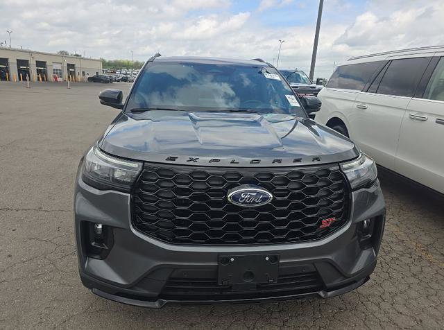 Used 2025 Ford Explorer ST w/ Sun And Sound Package AWD/4WD image 6