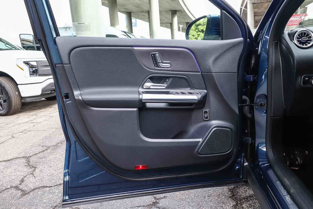 Used 2023 Mercedes-Benz GLA 250 w/ Premium Package image 23