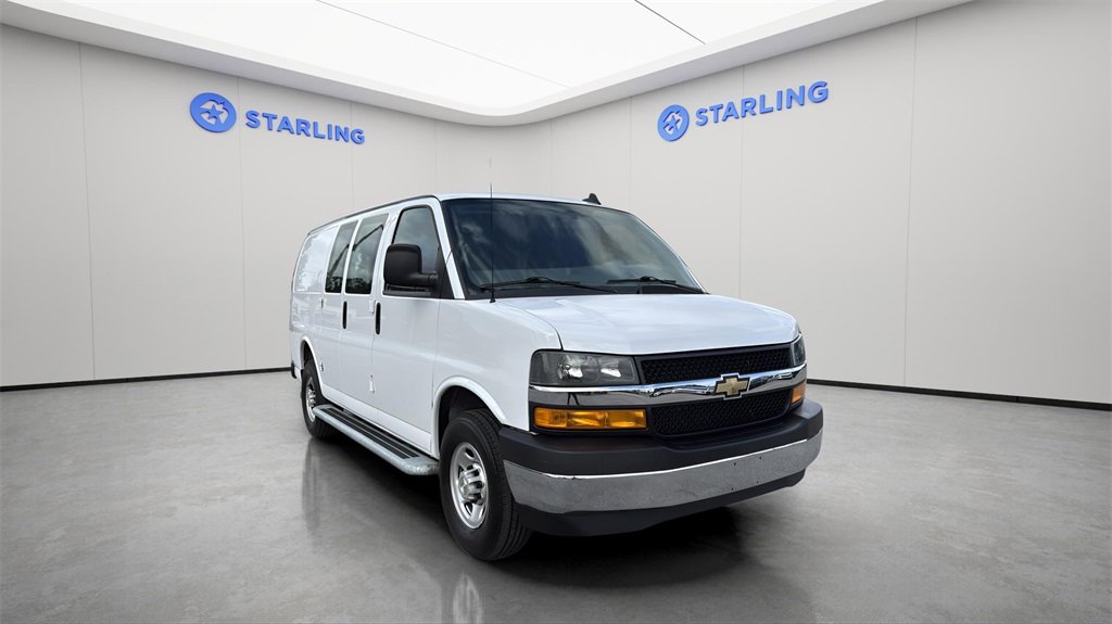 Used 2024 Chevrolet Express 2500 w/ Driver Convenience Package image 14
