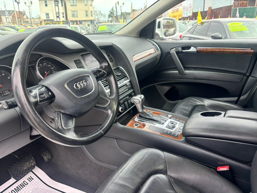 Used 2015 Audi Q7 3.0T Premium w/ Technology Package AWD/4WD image 19
