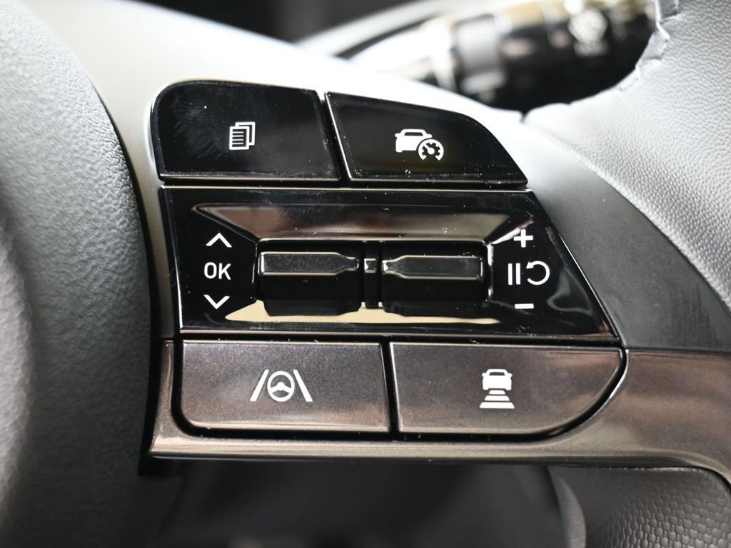 New 2026 Hyundai Elantra SEL Sport image 25