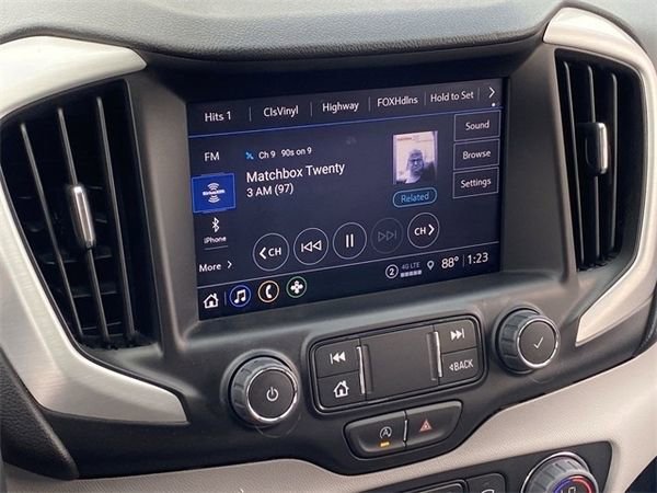 Used 2024 GMC Terrain SLT w/ LPO, Floor Liner Package image 35