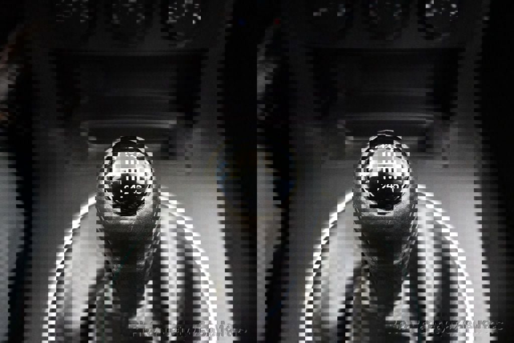 Used 2006 MAZDA MX-5 Miata Sport w/ Suspension Pkg RWD image 22