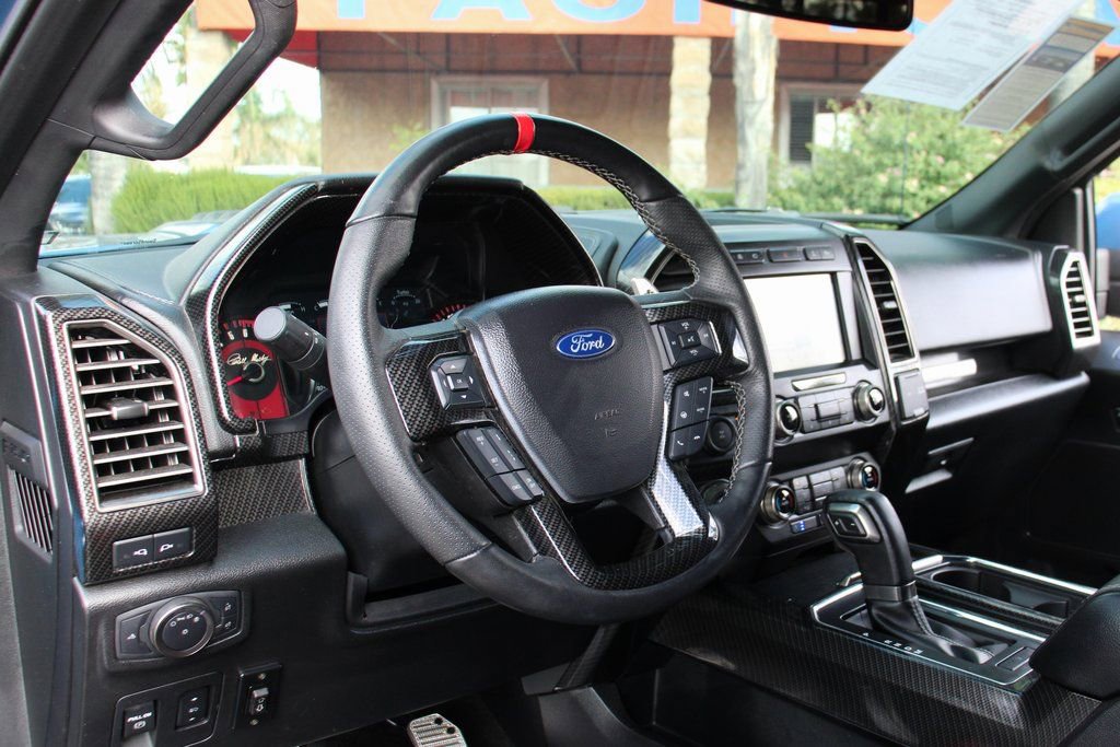 Used 2019 Ford F150 Raptor w/ Equipment Group 802A Luxury AWD/4WD image 24