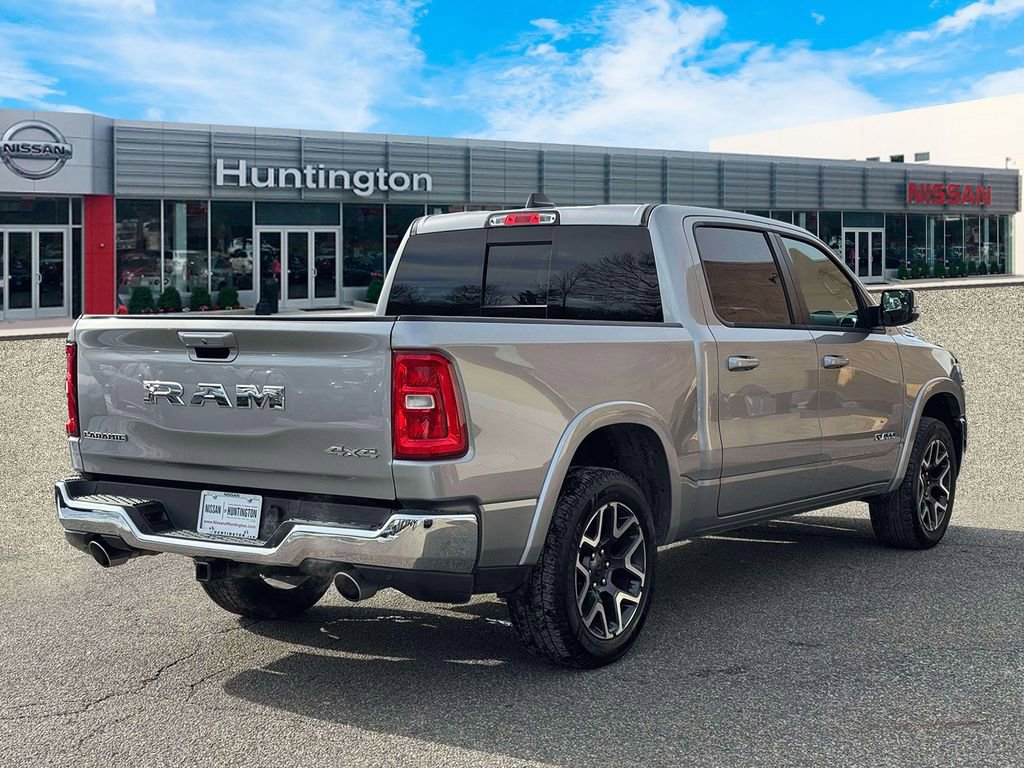 Used 2025 RAM 1500 Laramie AWD/4WD image 8