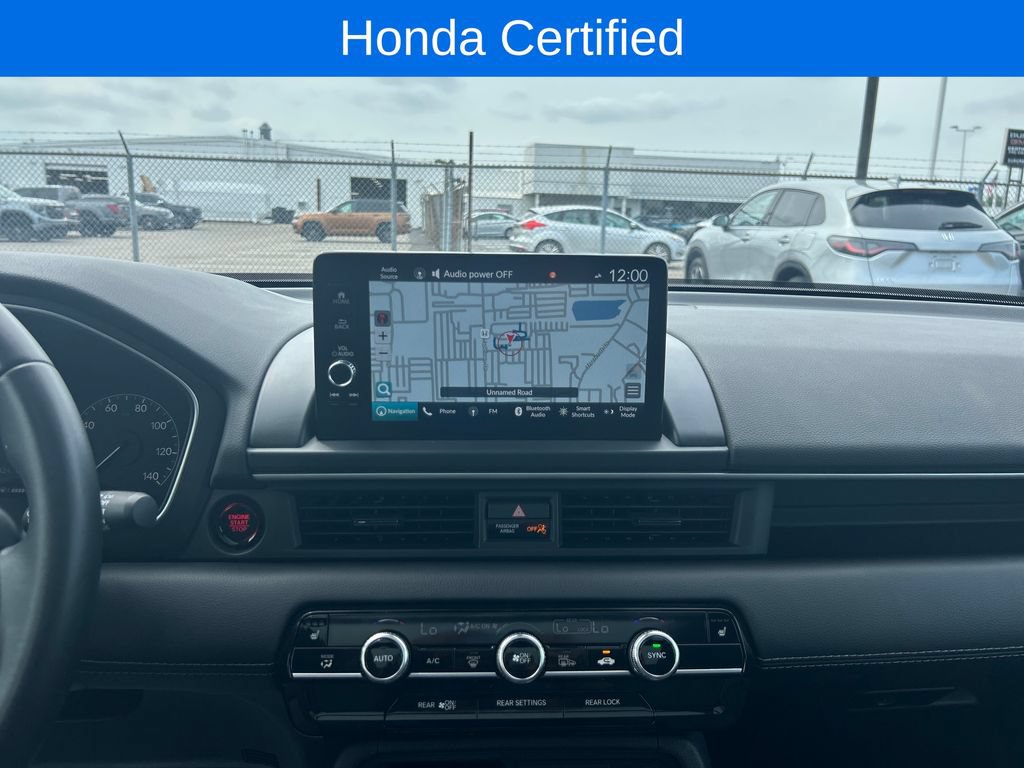 Certified 2023 Honda Pilot Touring image 18