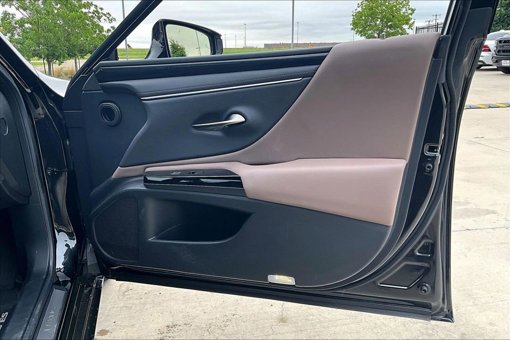 Used 2025 Lexus ES 350 FWD image 23