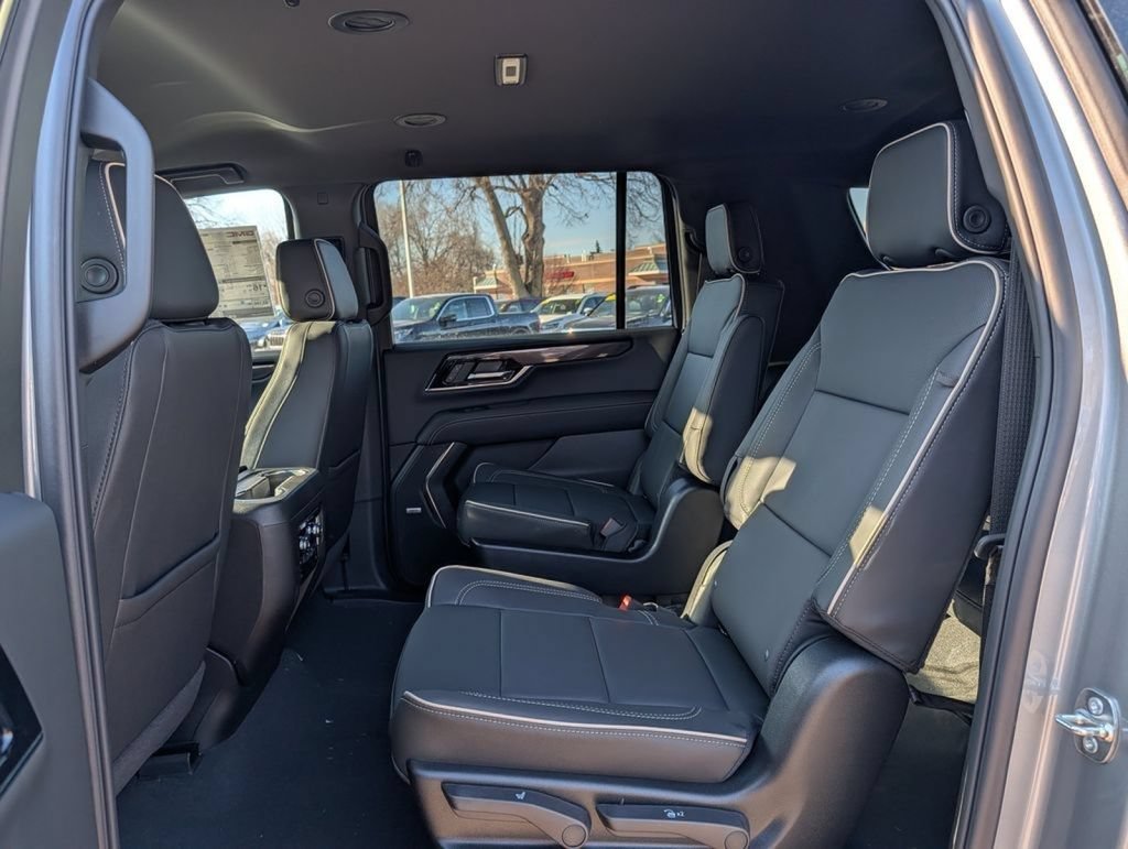 New 2026 GMC Yukon XL Elevation AWD/4WD image 36