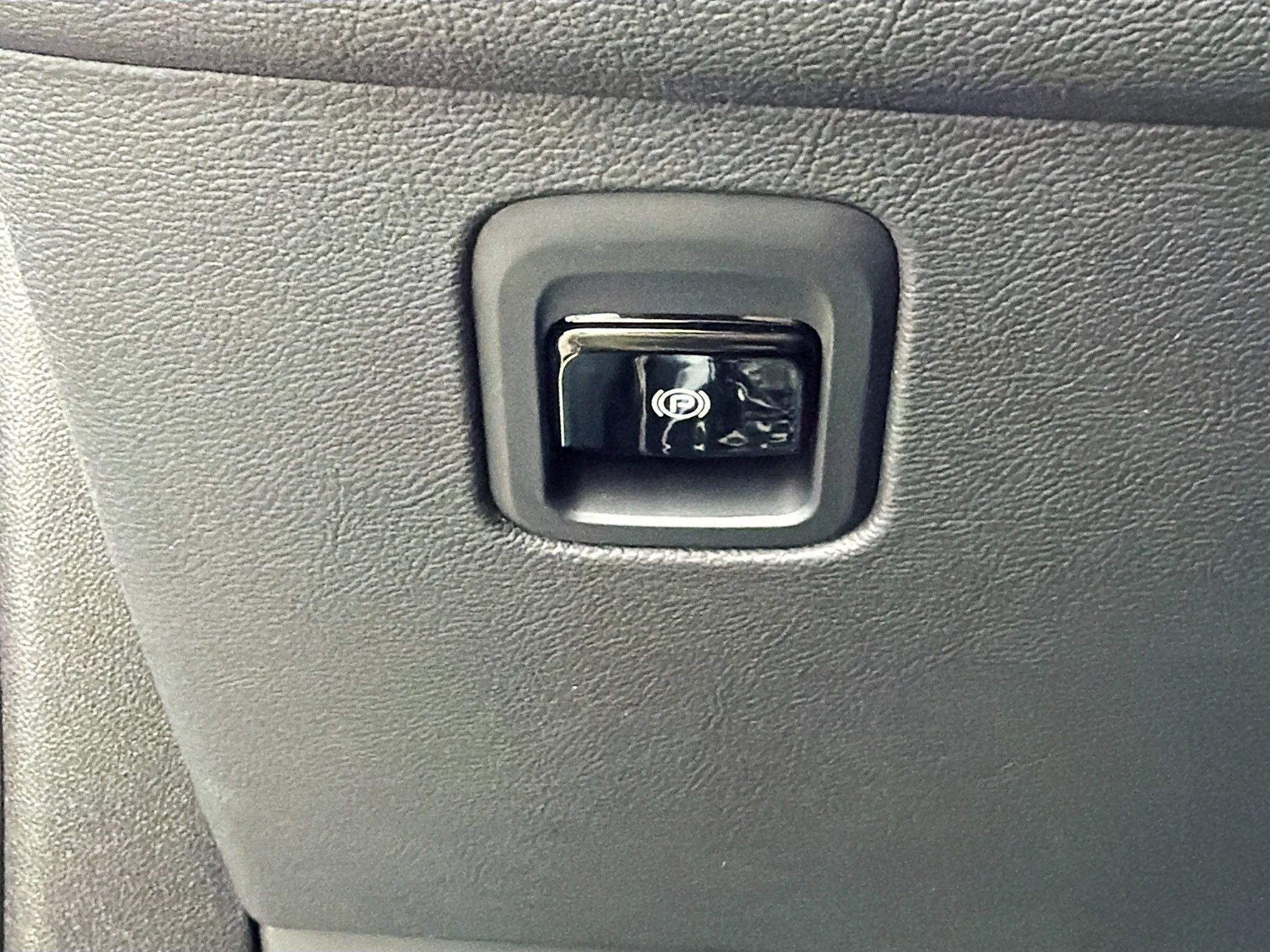 Certified 2024 Maserati Grecale GT image 35