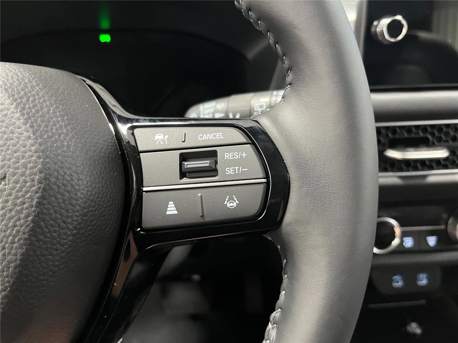 New 2026 Honda HR-V EX-L image 18