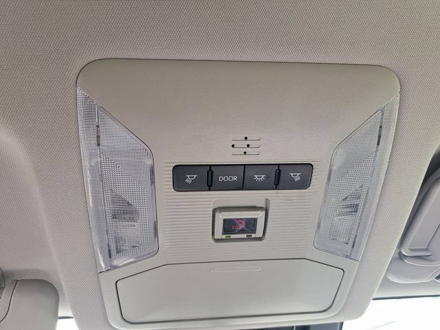 Used 2025 Toyota RAV4 XLE w/ Weather Package AWD/4WD image 21