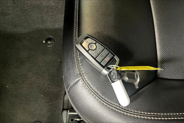 Used 2023 Ford Explorer Limited image 10