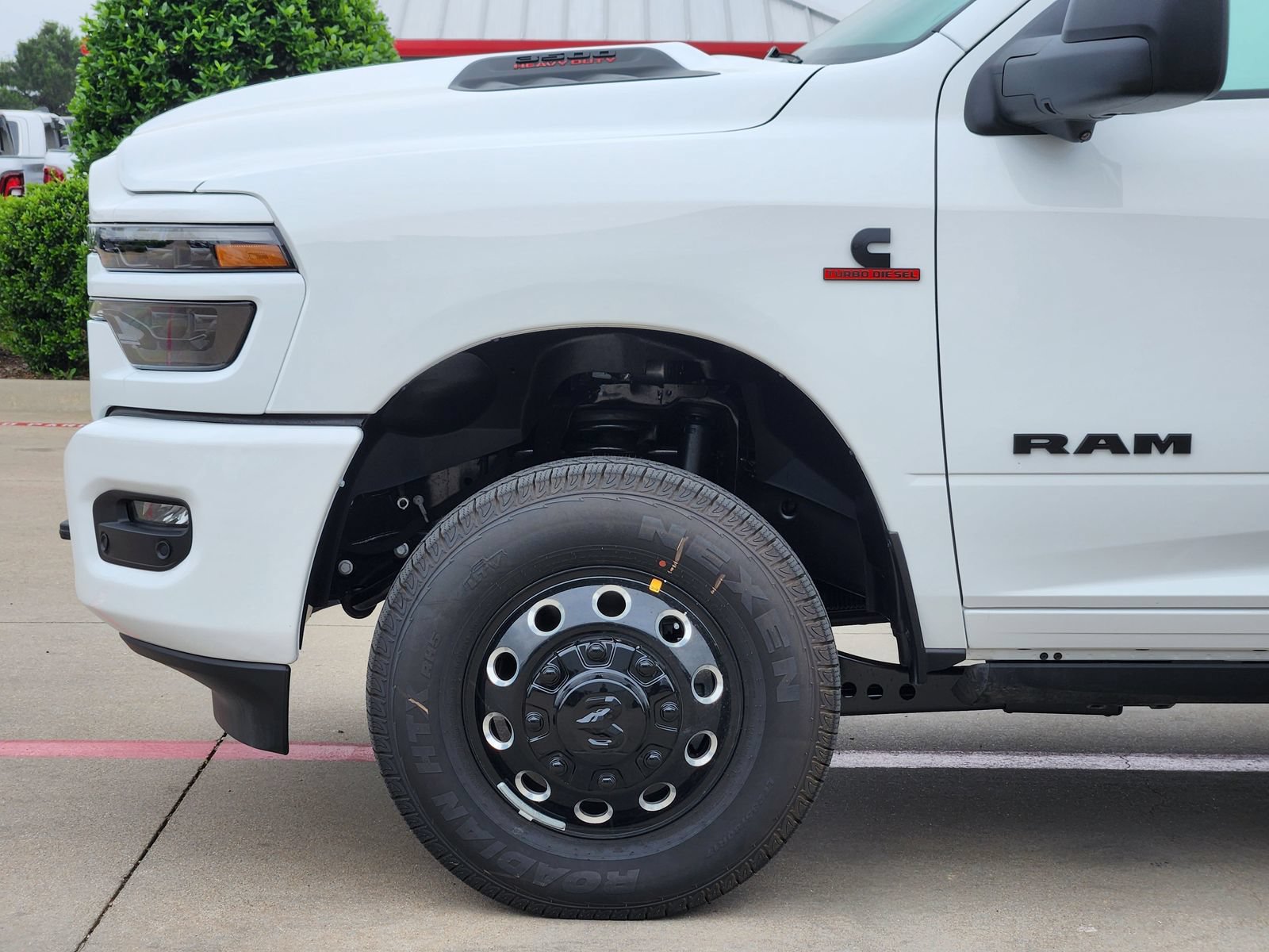 New 2026 RAM 3500 Laramie AWD/4WD image 9
