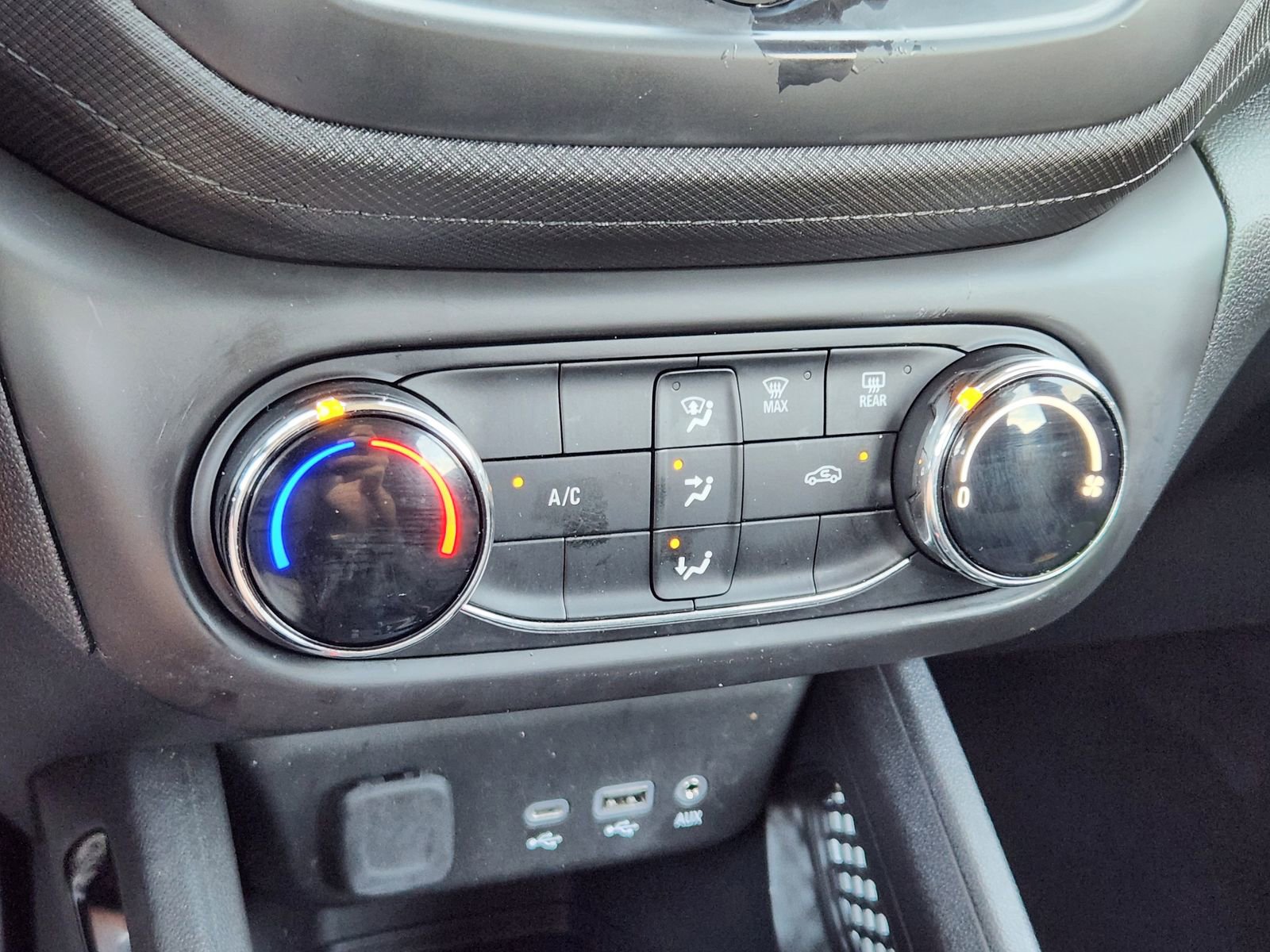 Used 2023 Chevrolet TrailBlazer LS image 20