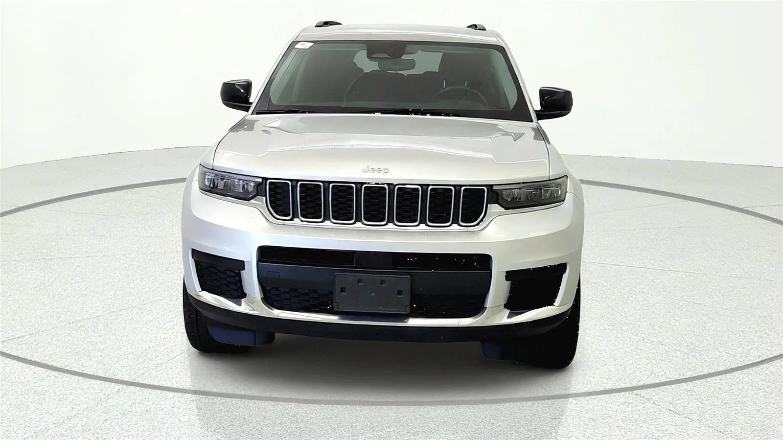 Used 2022 Jeep Grand Cherokee L Laredo w/ Luxury Tech Group I AWD/4WD image 2
