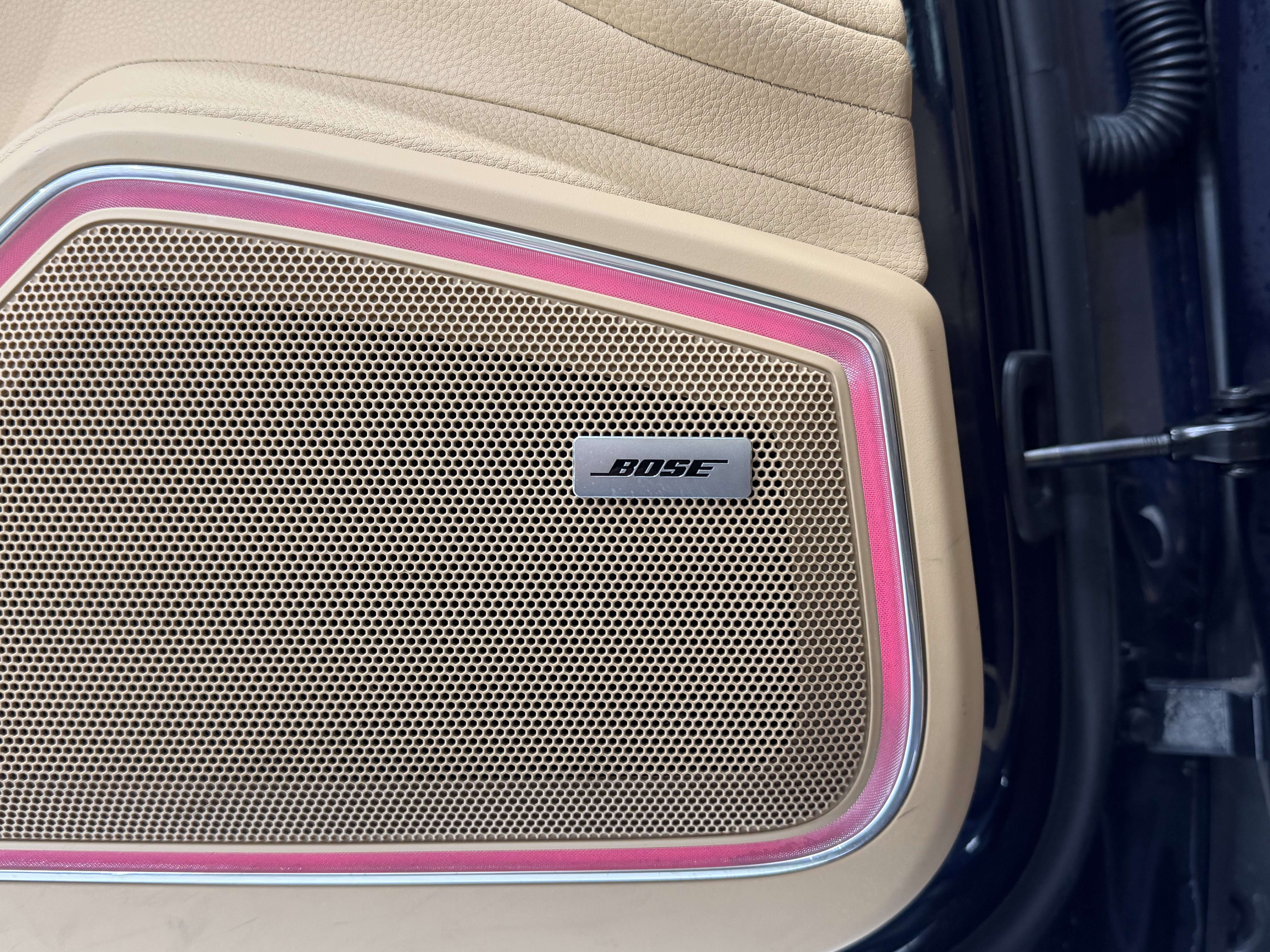 Certified 2023 Porsche Panamera 4 Platinum Edition image 30