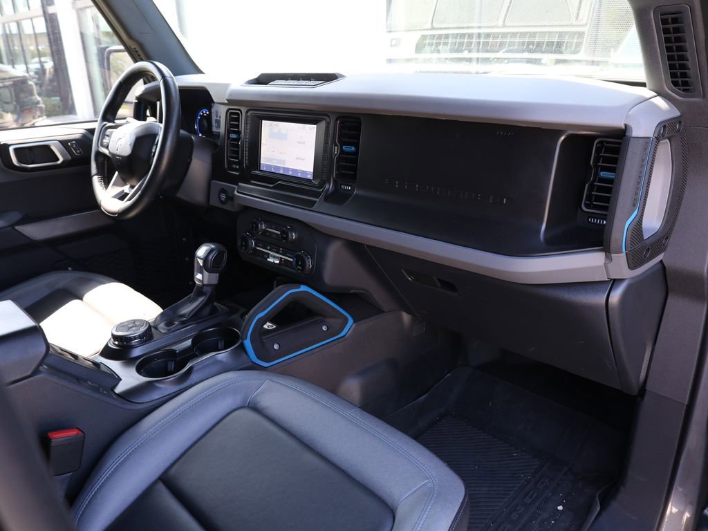 Used 2022 Ford Bronco Black Diamond AWD/4WD image 17