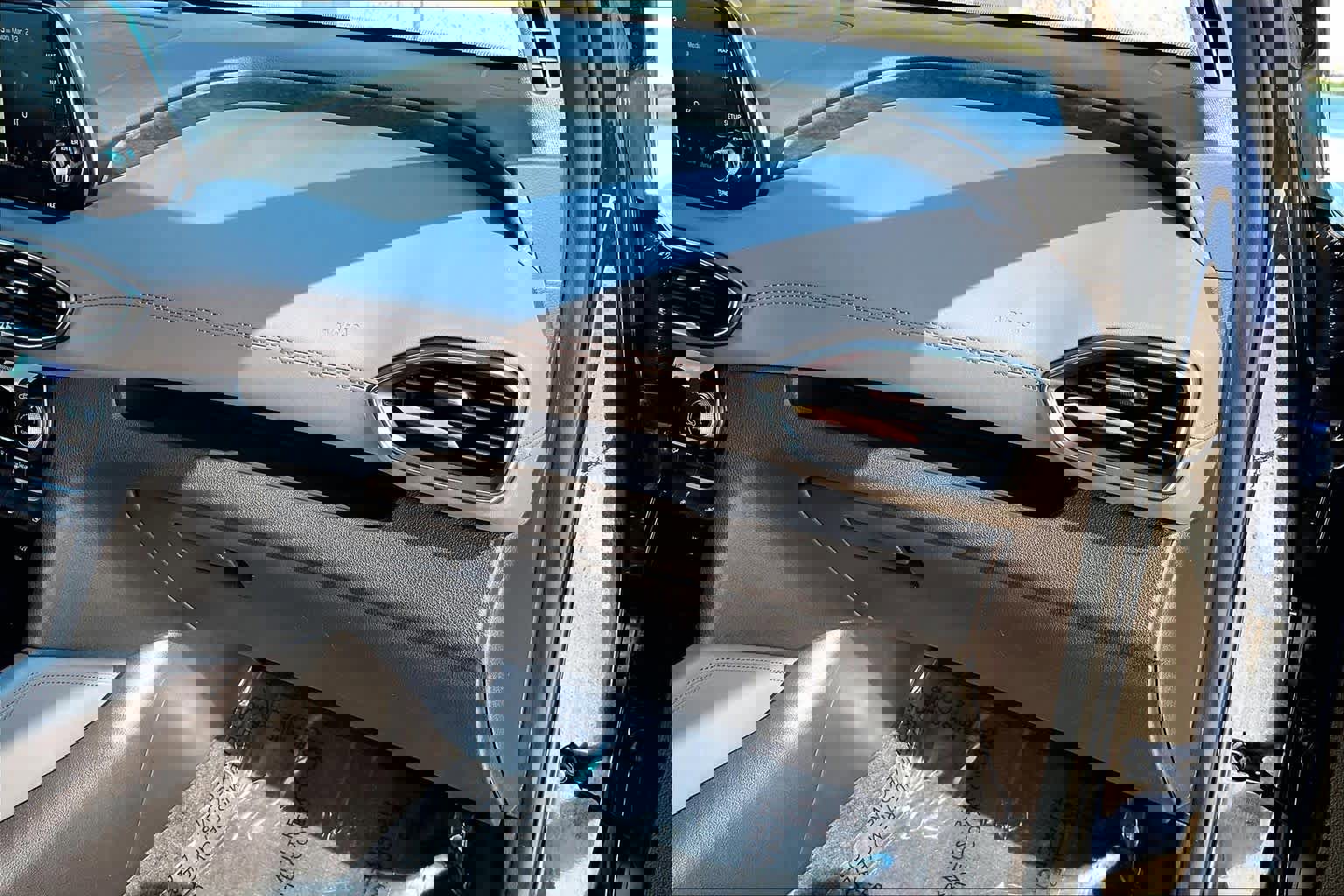 Used 2020 Hyundai Santa Fe Limited image 19