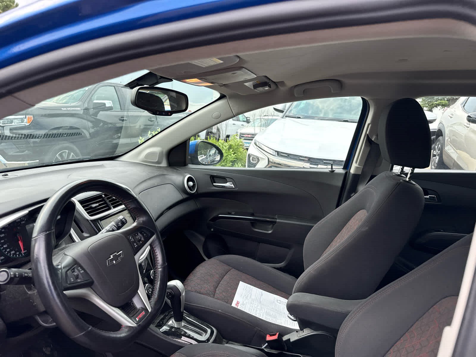 Used 2019 Chevrolet Sonic LT w/ Convenience Package FWD image 12