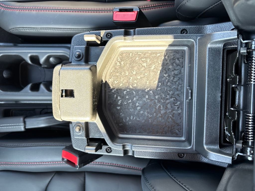 Used 2025 Jeep Wrangler Unlimited Rubicon image 30