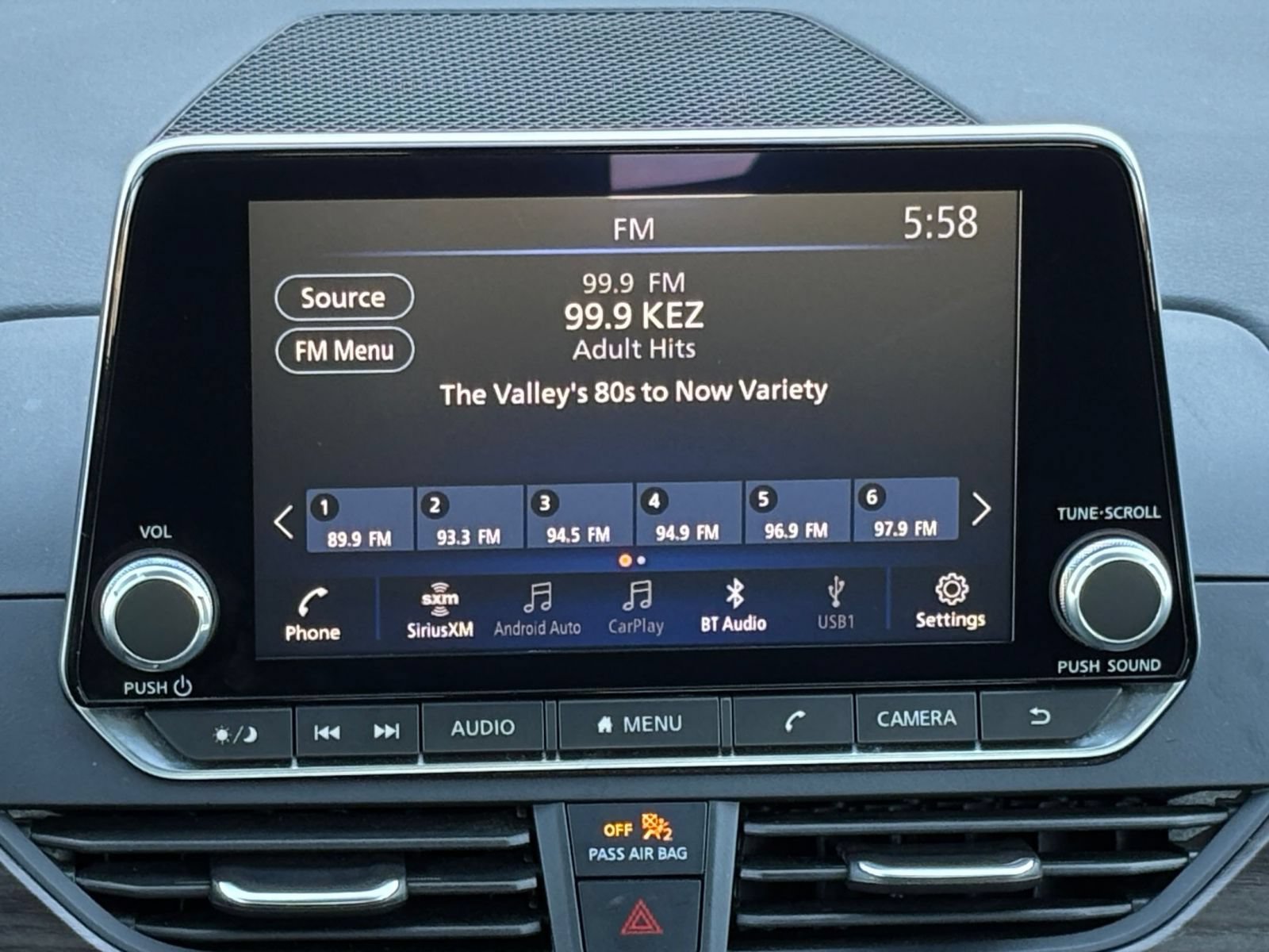 Used 2025 Nissan Altima 2.5 SV FWD image 20
