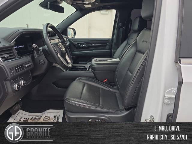 Used 2024 GMC Yukon XL Denali image 9