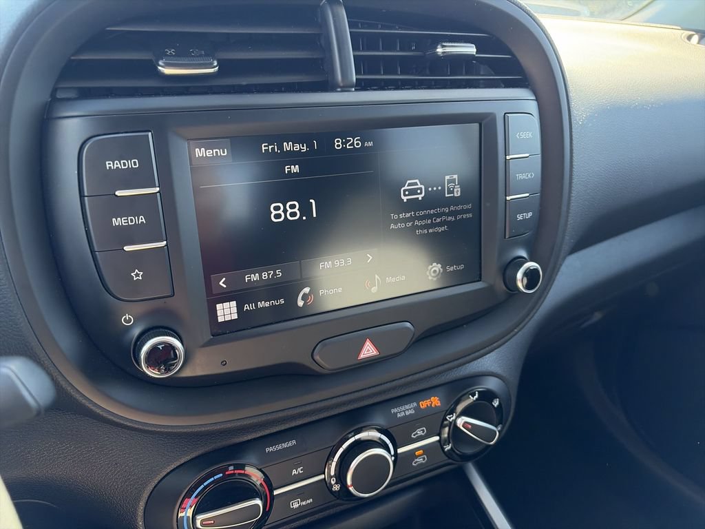 Used 2025 Kia Soul LX FWD image 18
