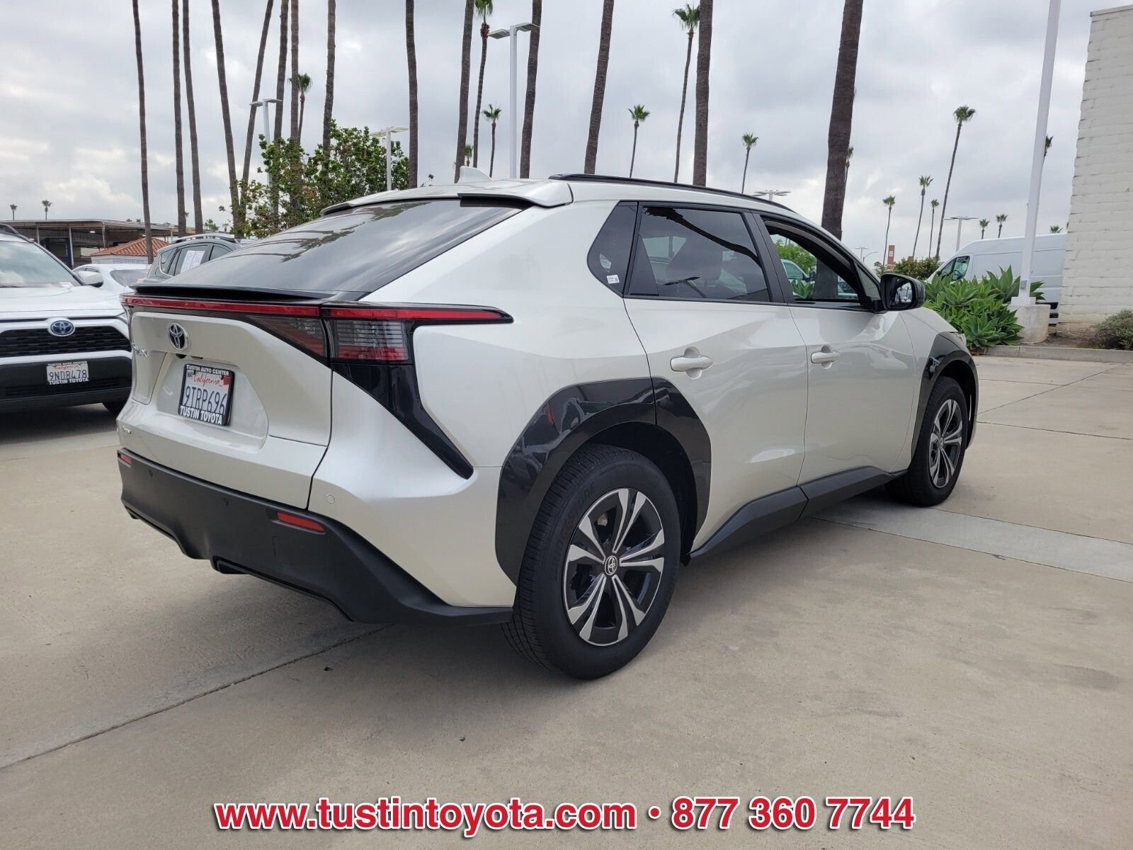 Certified 2025 Toyota bZ4X FWD w/ Weather Package image 30