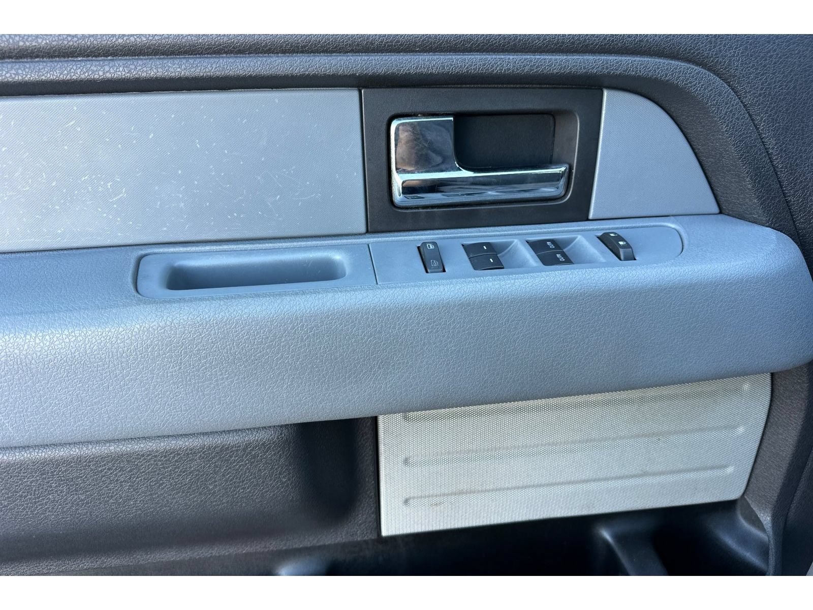 Used 2013 Ford F150 XLT w/ XLT Chrome Pkg RWD image 11