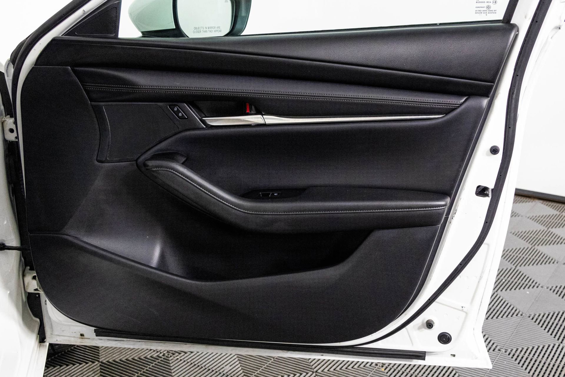 Used 2023 MAZDA MAZDA3 s image 44