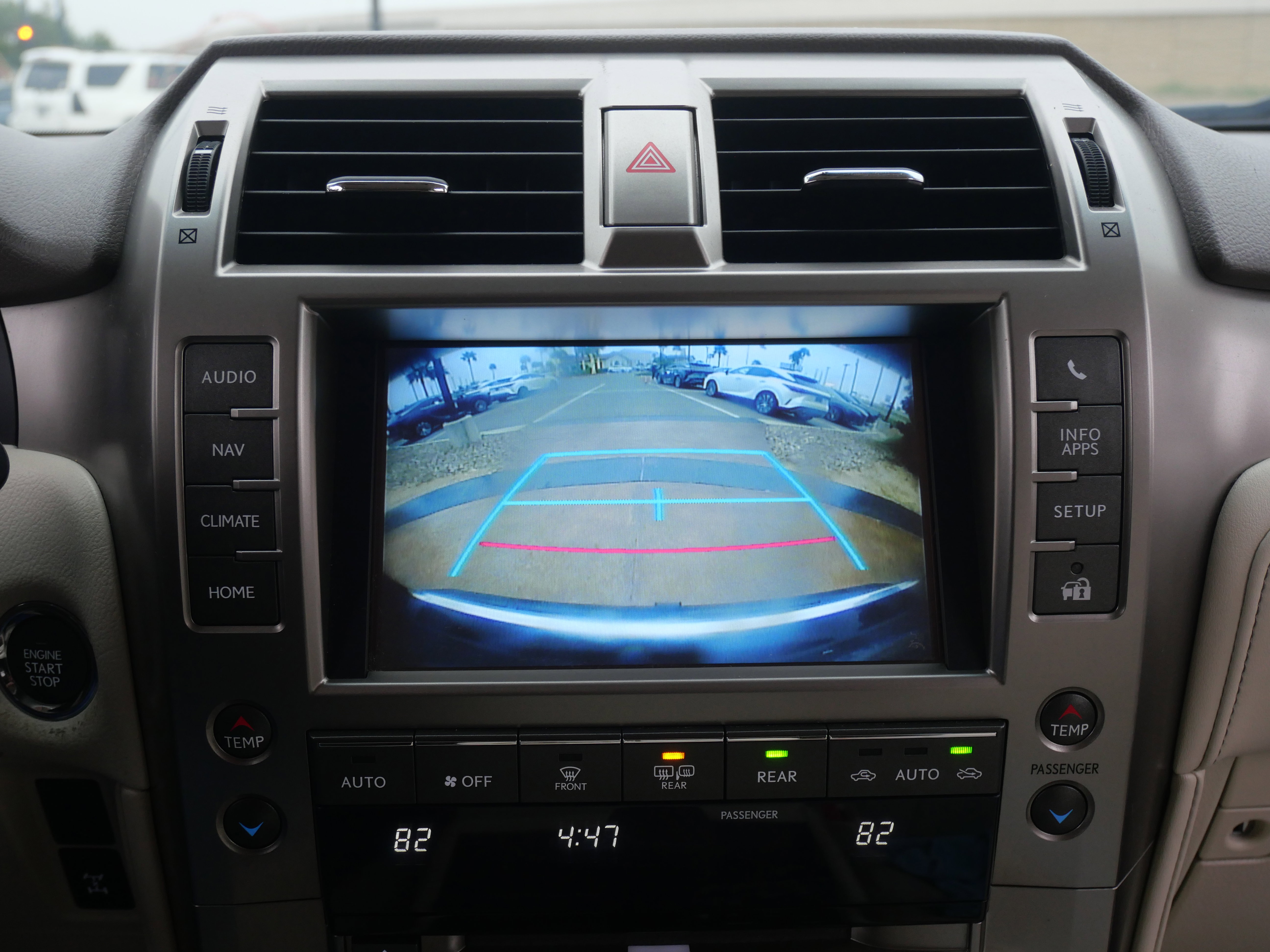 Used 2019 Lexus GX 460 image 28