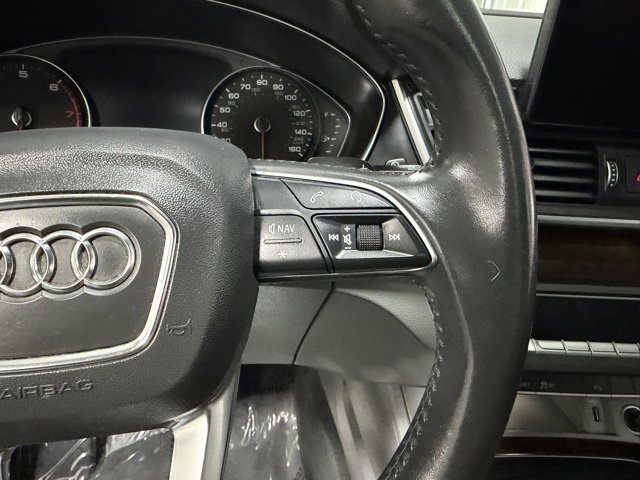 Used 2020 Audi Q5 2.0T Premium w/ Convenience Package image 16