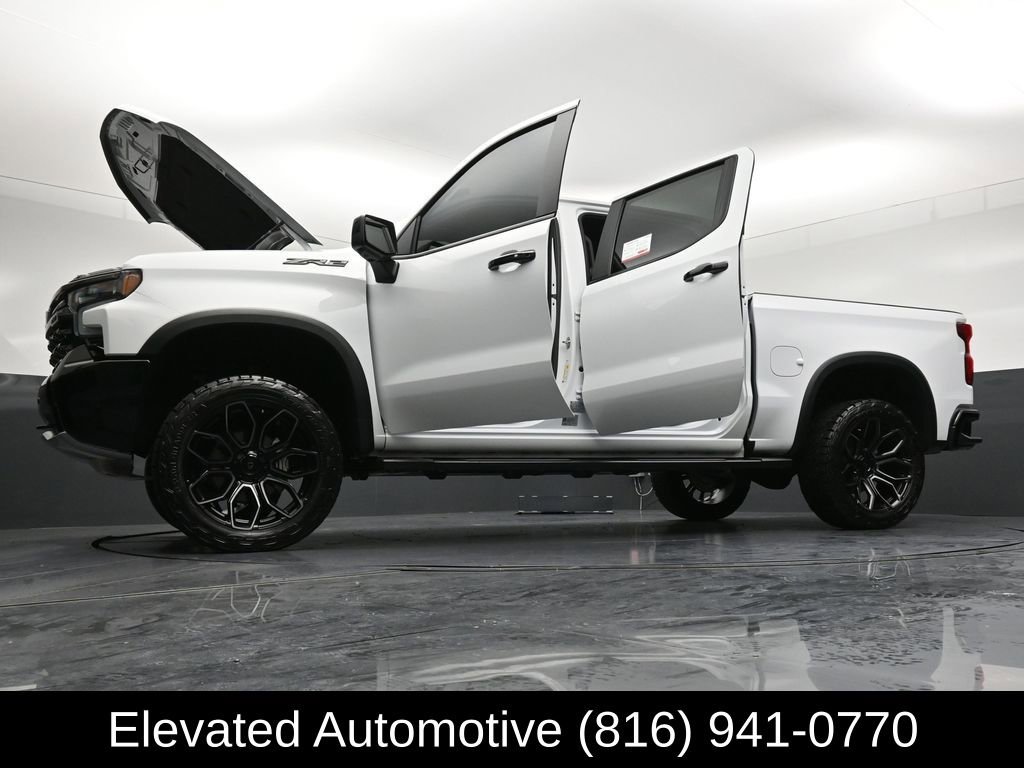 Used 2025 Chevrolet Silverado 1500 ZR2 w/ Technology Package image 40